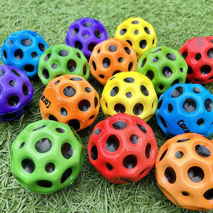 1053 Foam solid porous toy ball, decompression bouncing ball children's toys